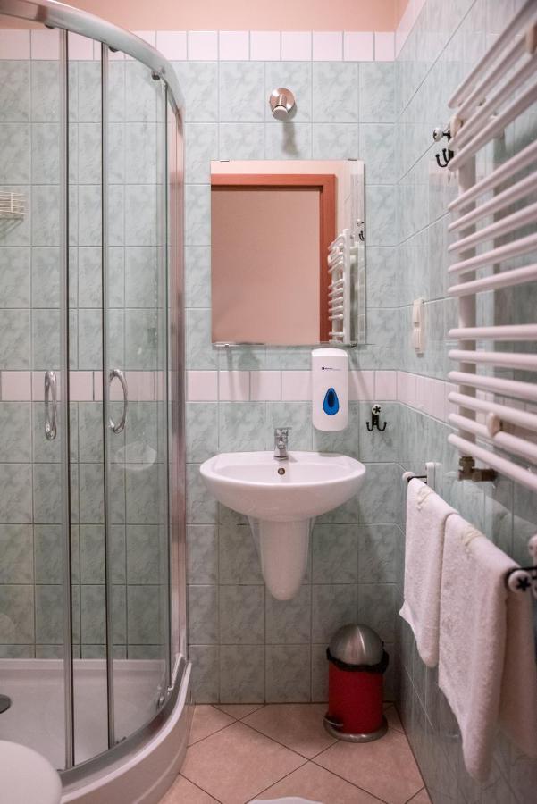 Agroturystyka Pod Modrzewiami Nowy Tomysl Luaran gambar